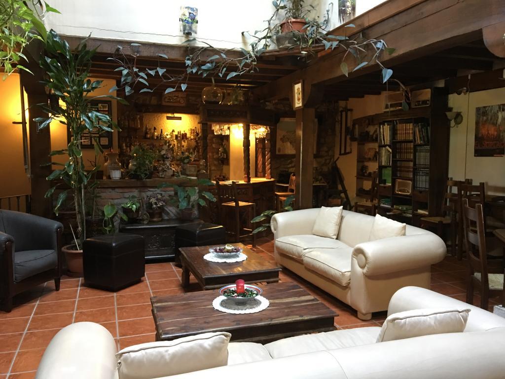 Hotel Rural Posada El Trenti De Corona Valoria Exterior photo